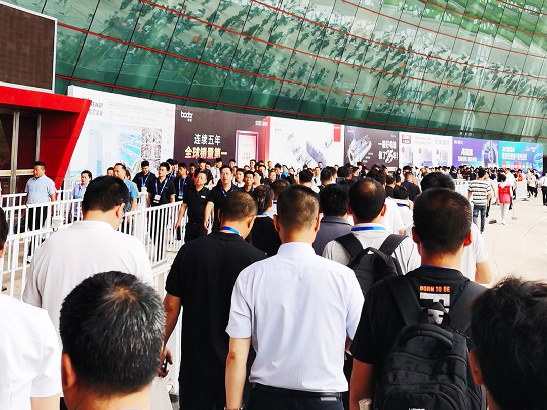 “青岛机床展圆满收官：精彩瞬间回顾，技术创新亮点纷呈”